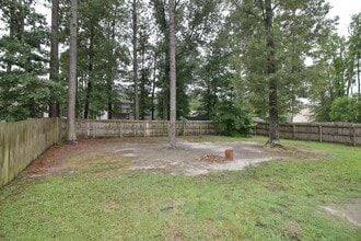 129 Lori Ln in Aberdeen, NC - Building Photo - Building Photo