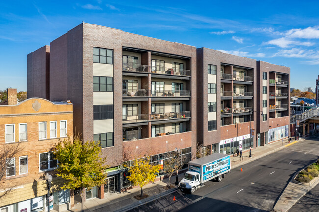 Eco-North in Chicago, IL - Foto de edificio - Building Photo