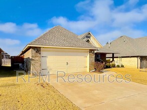 18513 Autumn Grove Dr in Edmond, OK - Building Photo - Building Photo