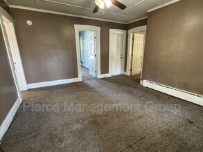 69 Turnpike St in Allenstown, NH - Foto de edificio - Building Photo