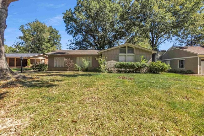 property at 1130 Wheaton St