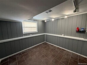 115 Linhart St in Novi, MI - Building Photo - Building Photo