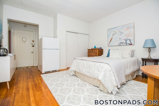 property at 1253 Beacon St