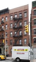 302 E 83rd St in New York, NY - Building Photo - Building Photo