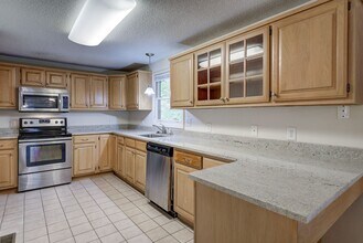 1312 N Barton St in Johnson City, TN - Building Photo - Building Photo