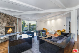 1501 Schuyler Rd in Beverly Hills, CA - Building Photo - Building Photo