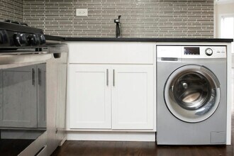 917 W Waveland Ave, Unit 915-1 in Chicago, IL - Foto de edificio - Building Photo