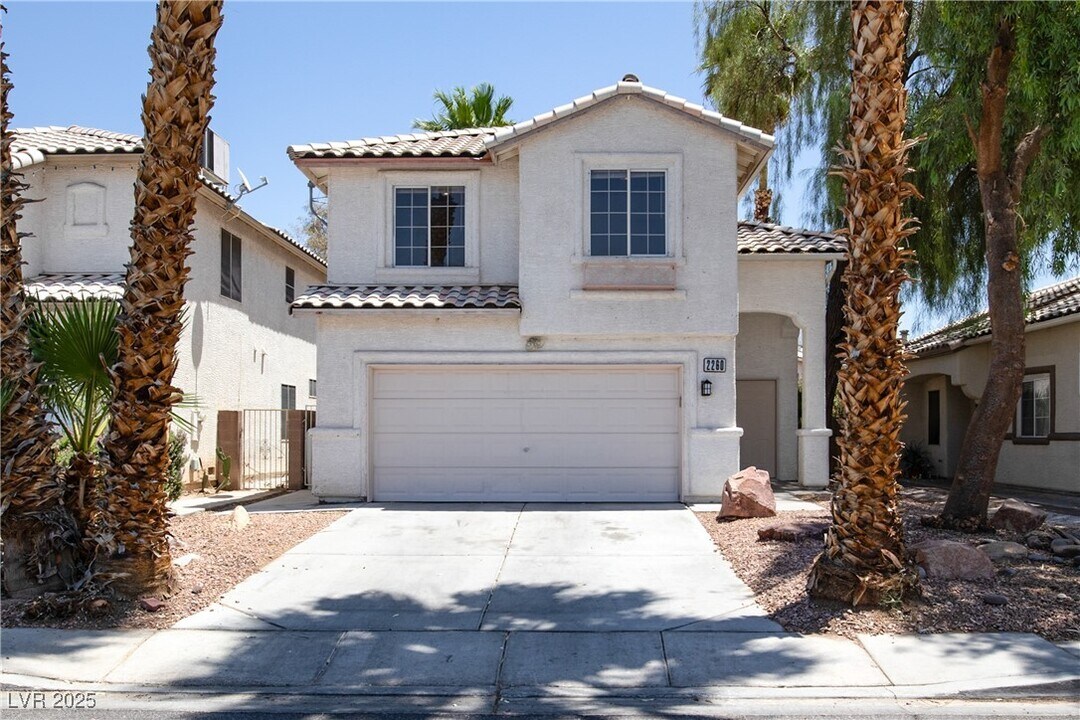2260 Blackberry Valley Way in Las Vegas, NV - Building Photo
