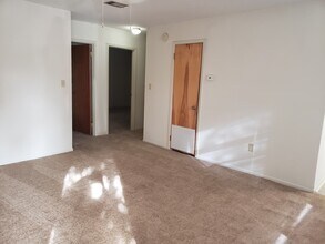 25 6th St, Unit B in Shalimar, FL - Building Photo - Building Photo