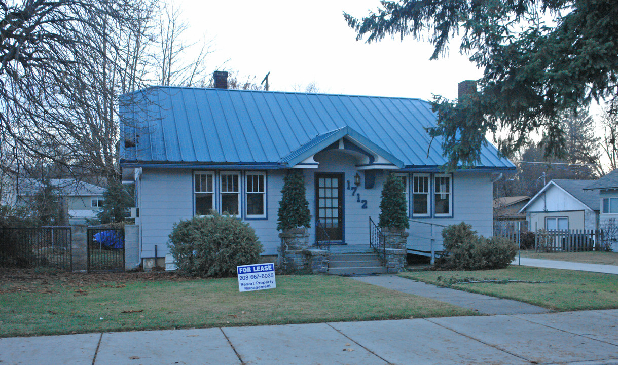 1712 E Sherman Ave in Coeur d'Alene, ID - Building Photo