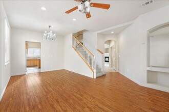 7 Pewter Ct in Sacramento, CA - Building Photo - Building Photo