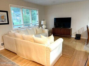 3915 Smith Dr in Point Pleasant, NJ - Building Photo - Building Photo