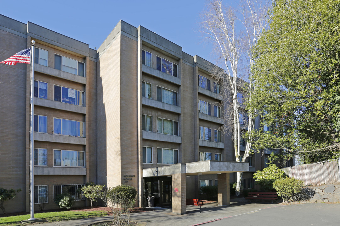 Holgate House in Portland, OR - Building Photo