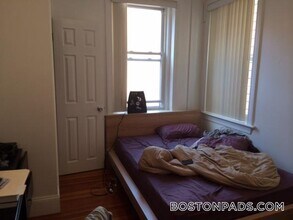 64 Hemenway St, Unit 5 in Boston, MA - Building Photo - Building Photo