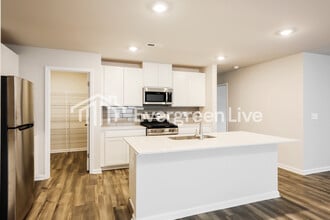 4054 Rustling Grass Trl in Inman, SC - Building Photo - Building Photo