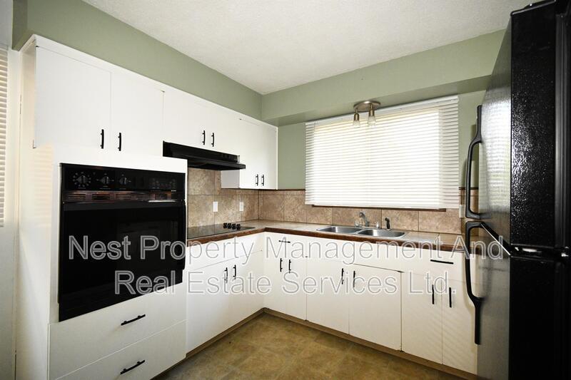 362 Burden St in Prince George, BC - Building Photo