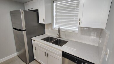 6331 La Costa Dr in Boca Raton, FL - Building Photo - Building Photo