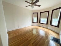 72 Roseclair St photo'