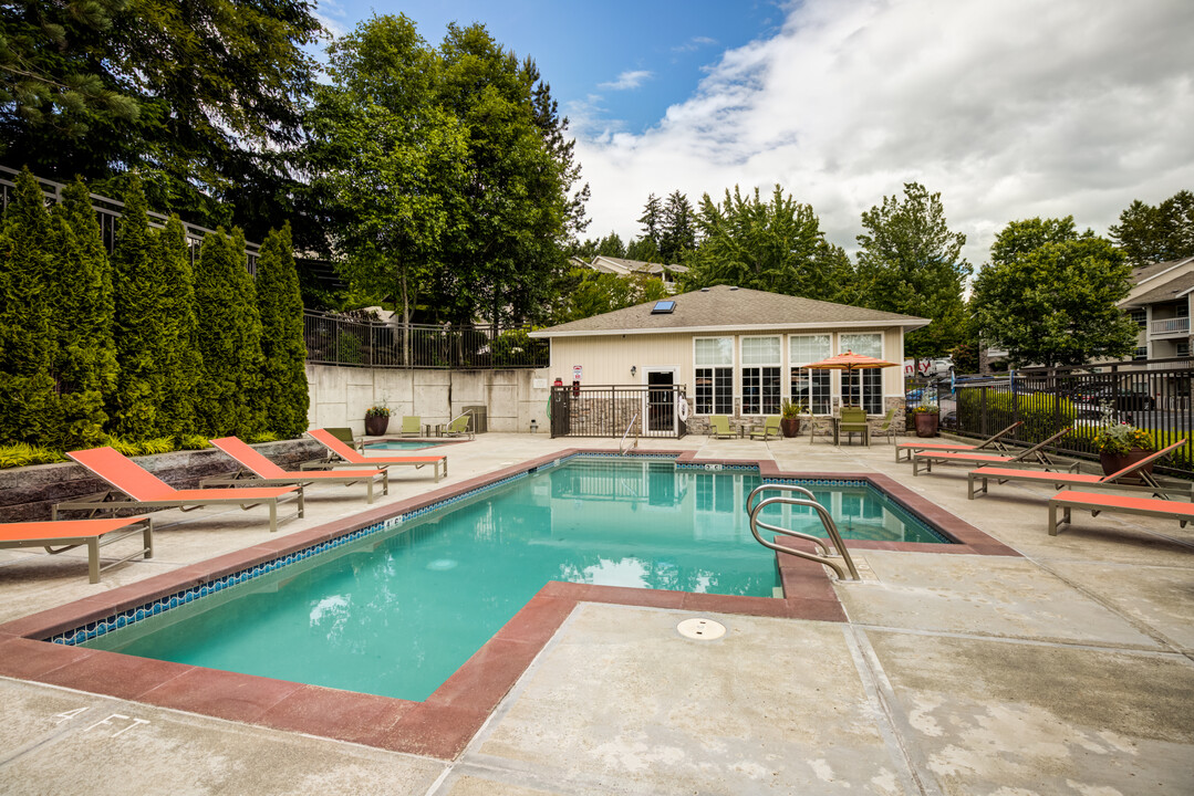 The Knolls at Inglewood Hill in Sammamish, WA - Foto de edificio