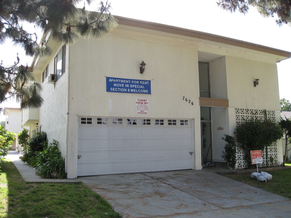 7626 Pickering Ave in Whittier, CA - Building Photo