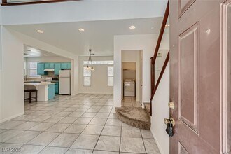 9027 Quintessa Cove St in Las Vegas, NV - Building Photo - Building Photo