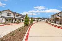 Town Arlington in Arlington, TX - Foto de edificio - Building Photo