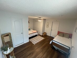 1743 N Rocheblave St in New Orleans, LA - Foto de edificio - Building Photo