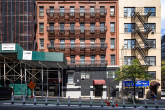 311 East 61st Street in New York, NY - Building Photo - Building Photo