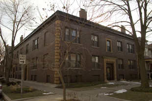 1901 W Bradley Pl Apartments