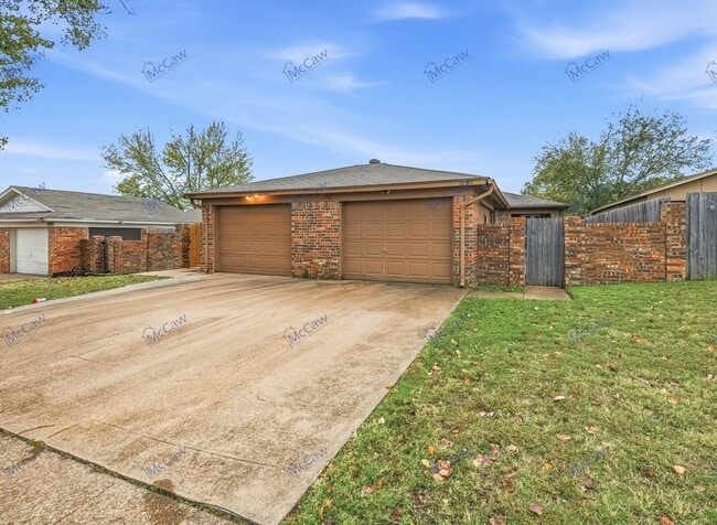 10259 Aurora Dr in Fort Worth, TX - Building Photo - Building Photo