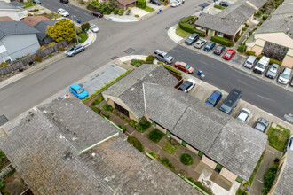 3665 Erris Ct in South San Francisco, CA - Building Photo - Building Photo