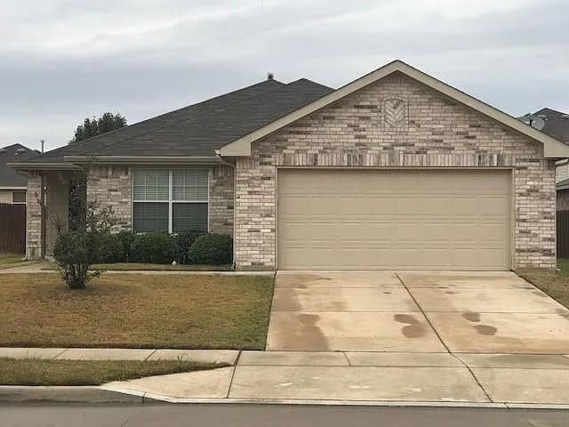 3925 Polar Brook Dr in Fort Worth, TX - Building Photo - Building Photo