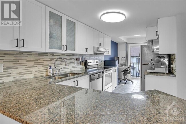 112 Bluestone Private in Ottawa, ON - Building Photo - Building Photo