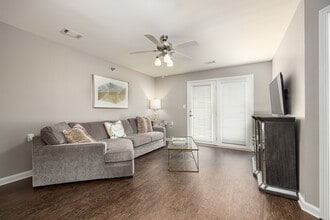 73TwentyFive in North Little Rock, AR - Building Photo - Building Photo