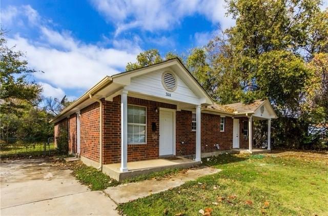 5016 Nell St in Fort Worth, TX - Building Photo