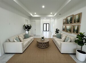 1247 Kismet Pkwy W in Cape Coral, FL - Building Photo - Building Photo