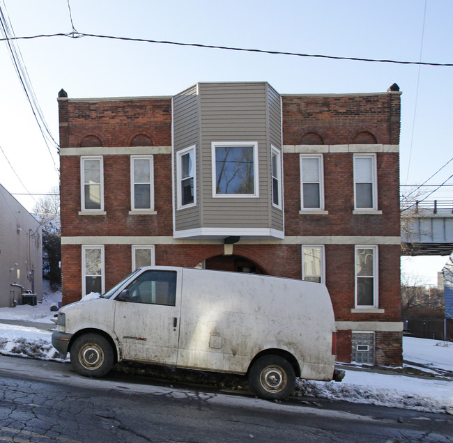 1936 Columbus Rd in Cleveland, OH - Building Photo - Building Photo