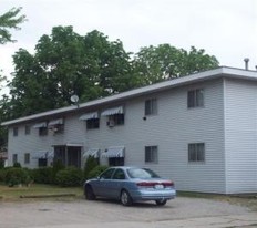 1300 8th St Apartments