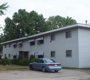 1300 8th St in Menominee, MI - Building Photo