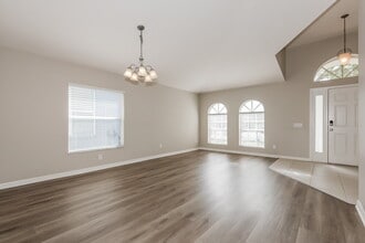 31343 Heatherstone Dr in Wesley Chapel, FL - Building Photo - Building Photo