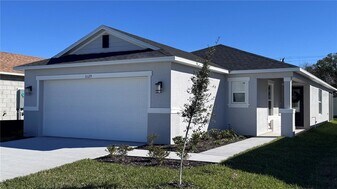 3120 Canberra Pl in Palmetto, FL - Building Photo