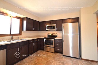 9613 Tyler St NE in Blaine, MN - Building Photo - Building Photo