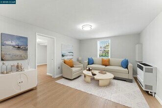 1051 63rd St in Oakland, CA - Building Photo - Building Photo