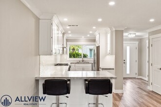 8275 Cherrywood Cir in Huntington Beach, CA - Building Photo - Building Photo