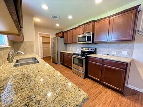 732 Pinnacle Dr in Georgetown, TX - Building Photo - Building Photo