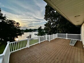 6072 Drum Point Rd in Deale, MD - Building Photo - Building Photo