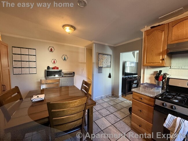 property at 10 Allen St