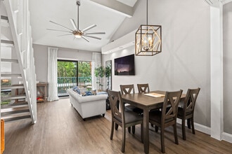 50 Emerald Woods Dr in Naples, FL - Building Photo - Building Photo
