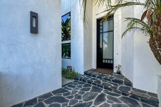 11470 Dona Evita Dr in Los Angeles, CA - Building Photo - Building Photo