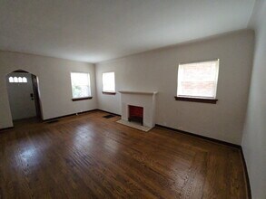 4379 Ridgeview Ave-Unit -1 in Cincinnati, OH - Building Photo - Building Photo